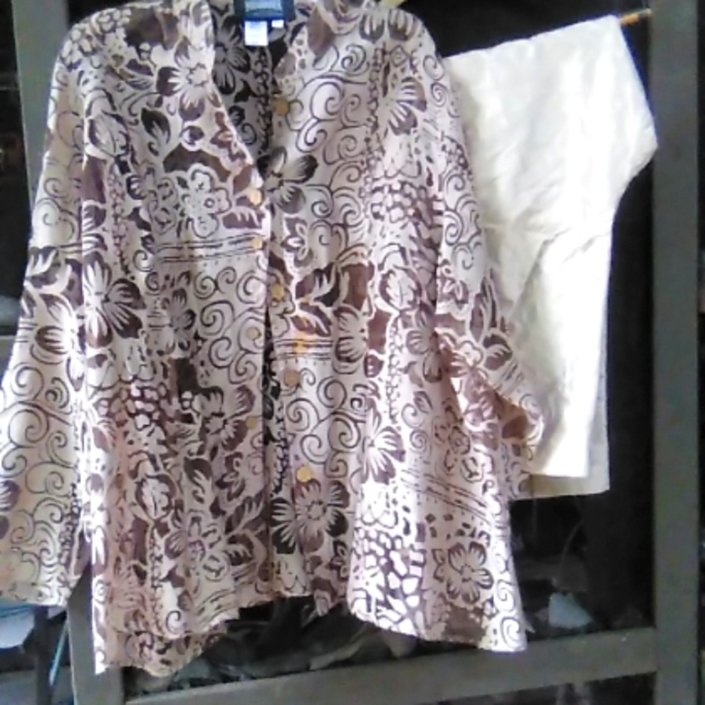 Women's outfit